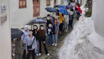 Εκπαιδευτική εκδρομή του Γυμνασίου Ιαλυσού στη Νίσυρο