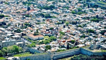 Ολοκληρωμένη πρόταση πεζοδρόμησης και βιώσιμης πρόσβασης στο κέντρο και τη Μεσαιωνική Πόλη