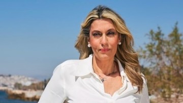 Η υφυπουργός Τουρισμού Άννα Καραμανλή στη Ρόδο για το συνέδριο του ΞΕΕ