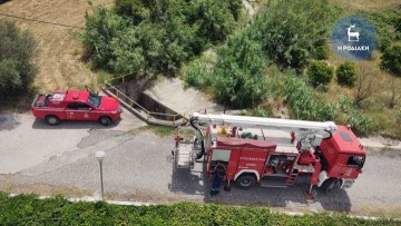Υπό πλήρη έλεγχο τέθηκε από την ΠΥΡ η φωτιά που ξέσπασε σε ξενοδοχείο στο Φαληράκι
