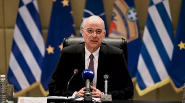 Πυρά Δένδια: Κανονισμός της «Κερκόπορτας» ο μηχανισμός SAFE - Αιχμές κατά εταίρων και Άγκυρας