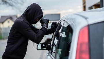 Μικροί σε ηλικία, μεγάλα τα έργα τους: 3 Ρομά είχαν… ειδίκευση στις κλοπές αυτοκινήτων