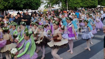 Χρώμα, Παράδοση και Άνοιξη στα Ανθεστήρια της Ρόδου (pics)