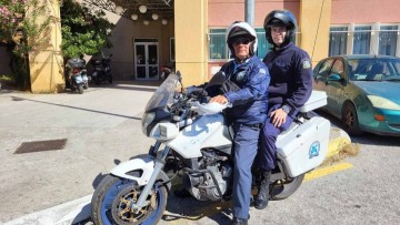 Κώστας Δεληδάκης: Ο τροχονόμος της Ρόδου που «έγραψε» χιλιάδες χιλιόμετρα με τη μοτοσικλέτα του