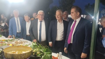 Δυναμική παρουσία της Περιφέρειας Νοτίου Αιγαίου στο 10ο Φεστιβάλ Ελαιολάδου και Ελιάς στη Καλαμάτα (pics)