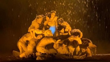 Με επιτυχία η παράσταση «ΧΩΜΑ ΚΑΙ ΝΕΡΟ»-εντυπώσεις από το κοινό