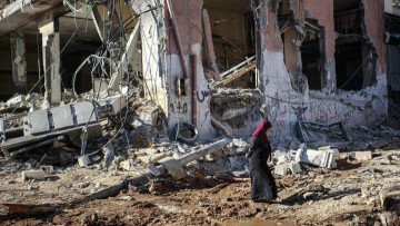 Ηλίας Καραβόλιας: Οι σκόπιμες παρατάσεις του ακραίου