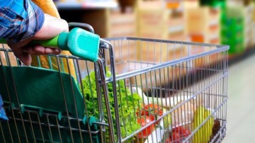 Δέκατη ακριβότερη χώρα στα τρόφιμα η Ελλάδα στην Ε.Ε.