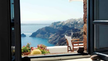 Η Ελλάδα παραμένει στους κορυφαίους προορισμούς των Αμερικανών επισκεπτών της Airbnb το 2025