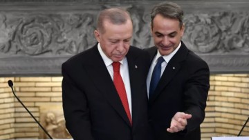 Στη Χάγη Μητσοτάκης και Ερντογάν