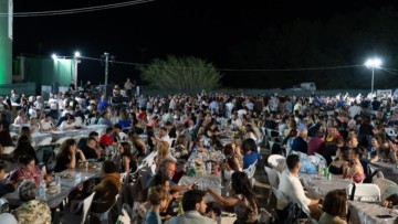 Με απόλυτη επιτυχία πραγματοποιήθηκε και φέτος το 5ο Φεστιβάλ Σκόρδου στα Καλαβάρδα (φωτο)