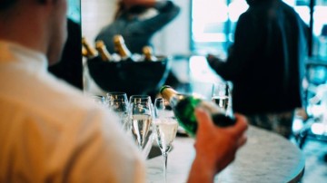 Σε 5.000 υπολογίζονται οι εργαζόμενοι από τρίτες χώρες στις τουριστικές επιχειρήσεις της Ρόδου