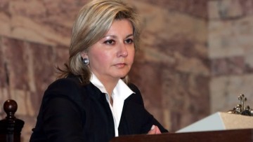 Συνελήφθη δημοσιογράφος στον Βόλο που φέρεται να εκβίαζε τη Ζέττα Μακρή