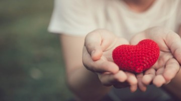 Έκκληση ζωής από τον Σύλλογο Αιμοδοτών Ρόδου – Επείγουσα ανάγκη για αίμα για τη Μαργαρίτα Καλαϊτζάκη