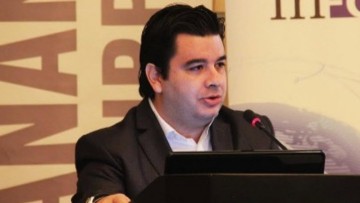 Άρθρο του Ηλία Καραβόλια: Η ανεστραμμένη εκδοχή του νόμου