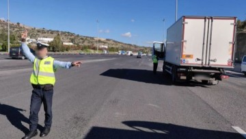 Να γίνουν έλεγχοι στις τουριστικές επιχειρήσεις της Ρόδου ζητά η Ομοσπονδία Συνδικάτων Μεταφορών Ελλάδος