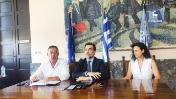 Ο εκπρόσωπος Τύπου του «Κινήματος Δημοκρατίας», Μ. Χουρδάκης στη Ρόδο