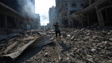 Γιάννης Παρασκευάς: Η δήθεν πολιτισμένη δύση ανακαλύπτει ξανά το αποικιοκρατικό παρελθόν της