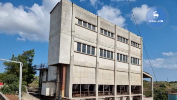 «Αγώνας δρόμου» για να λειτουργήσει έγκαιρα το πυρηνελαιουργείο στη Ρόδο