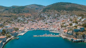 Ρόδος, Ύδρα, Σπέτσες: Νησιά που «μιλούν»… αρκεί να θέλουμε ν’ ακούμε