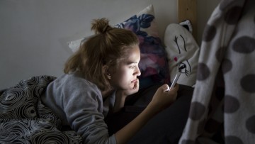 Όταν η μοναξιά γίνεται... online: ο εθισμός των εφήβων στο διαδίκτυο