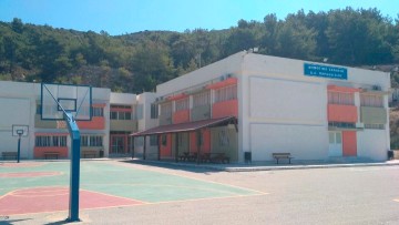 Εκτεταμένο «λίφτινγκ» σε σχολικά κτήρια σε όλο το νησί από τον δήμο Ρόδου