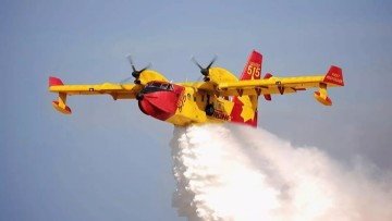 Η Ελλάδα περιμένει τα νέα Canadair: μικρές αλλαγές, μεγάλη σημασία για την εναέρια κατάσβεση