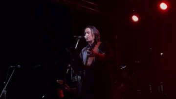 Μια μαγευτική νύχτα με τον Γιάννη Κότσιρα στη Σύμη