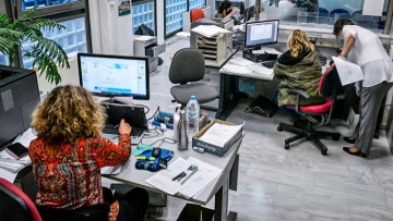 «Παγώνουν» οι ποινικές διώξεις για οφειλέτες με ρύθμιση χρεών