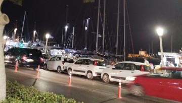 Κολωνάκια… μόνο για διακόσμηση!