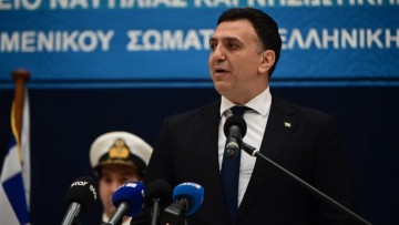Κικίλιας: Εντατικοί έλεγχοι για την ασφάλεια στα ημερόπλοια