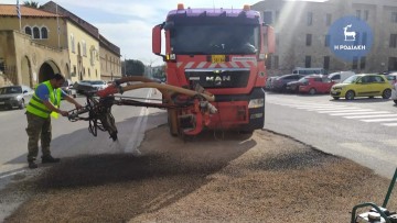Νέα μίσθωση του μηχανήματος για τις λακκούβες