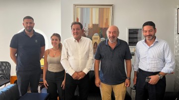 Συνάντηση Νικητιάδη – Ένωσης Ξενοδόχων Ρόδου Σύμης Καστελλόριζου: Μειωμένοι συντελεστές ΦΠΑ, εποχικές επιχειρήσεις, επέκταση σεζόν και Dine Out στο τραπέζι