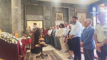 Αρτοκλασία για τον Άγιο Φανούριο στη Ρόδο παρουσία τοπικών Αρχών και πιστών