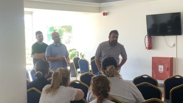 Γιώργος Στεφανάκης από τη Ρόδο: «Οι εργαζόμενοι να πάρουν την υπόθεση στα χέρια τους»