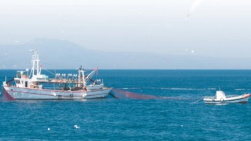 «Εισβολή» Τούρκων ψαράδων στο Αιγαίο: Η Αθήνα απαντά με διάβημα και αυστηρούς ελέγχους