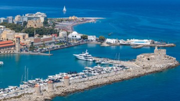 Γιάννης Σπιλάνης "Ανοιχτή επιστολή στους επισκέπτες των νησιών: Τι θα θέλατε να δείτε επισκεπτόμενοι ένα ελληνικό νησί;"