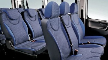 Πρόσκληση της περιφέρειας για τα πολυθέσια ταξί