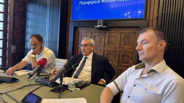 Υπονόμευση του έργου της Γέφυρας Φαληρακίου κατήγγειλε ο Περιφερειάρχης. “Κάθε πρωί βρίσκαμε λύματα μέσα στο ποτάμι” (audio)