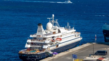 Δύο «boutique» κρουαζιερόπλοια στο Τουριστικό Λιμάνι Ρόδου (pics)