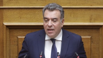 Διπλή παρέμβαση του Μάνου Κόνσολα για να τοποθετηθεί γιατρός στην Όλυμπο