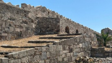 Το έργο αποκατάστασης του Κάστρου της Νερατζιάς εγκαινιάστηκε από την υπουργό Λίνα Μενδώνη