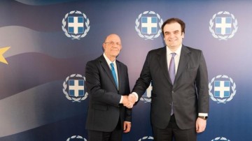 Κοσμάς Σφυρίου: Αναστολή άσκησης κυριαρχικού δικαιώματος της Ελλάδας