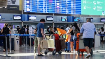 Με βιομετρικά στοιχεία η είσοδος επιβατών εκτός Σένγκεν — Σε λειτουργία το νέο σύστημα Εισόδου/Εξόδου (EES) της ΕΕ