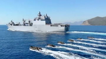 Άσκηση «Θαλασσόλυκος»: Σενάριο κατάληψης νησιού και η εντεινόμενη παρουσία του τουρκικού στόλου στο Αιγαίο