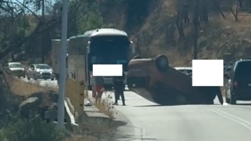 Δεν έχουν τέλος τα τροχαία ατυχήματα στη Ρόδο - Ανατροπή οχήματος στο Κιοτάρι