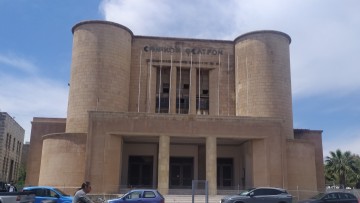 Αλαβάστρινες επιφάνειες από την Αίγυπτο θα τοποθετηθούν στην είσοδο του Εθνικού Θεάτρου της Ρόδου που ανακατασκευάζεται