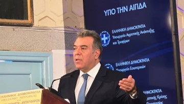 Μάνος Κόνσολας: «Βιώσιμος τουρισμός σημαίνει επένδυση στην ποιότητα» - Ομιλία στο Διεθνές Συνέδριο στα Κύθηρα