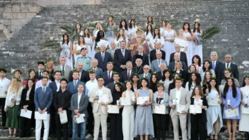 Με κάθε Επισημότητα η Τελετή του Αυθεντικού Ιπποκρατικού Όρκου, ενώνει Ιατρούς από όλο τον κόσμο