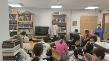 Μεταφραστικό workshop από το Κέντρο Γλώσσας και Πολιτικής και τον Δήμο Τήλου στο Γυμνάσιο-Λύκειο Τήλου